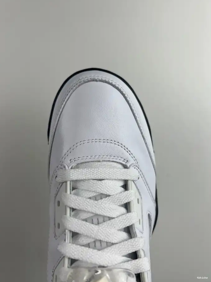 Cheap TBK 5 DD0587-110 AIR JORDAN 'WHITE RETRO BLACK' 0622